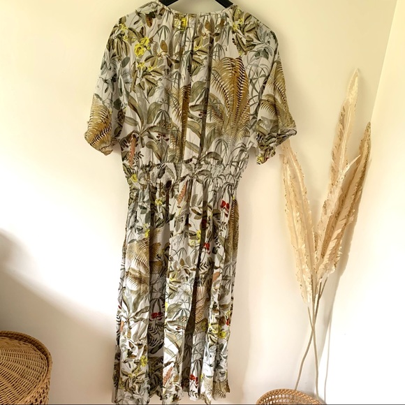 H&M Midi Tropical Palm Floral Dress - Picture 4 of 4